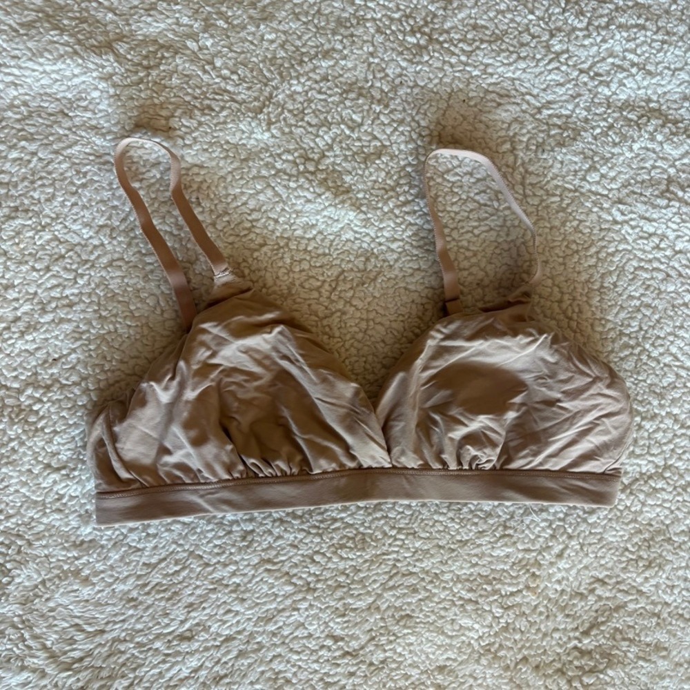 SKIMS Fits Everybody Triangle Bralette Nude Tan Size Medium Adjustable Straps
